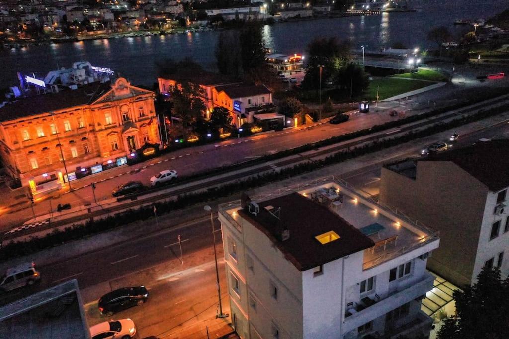 Waterfront Apartment By The Tram - Terrace With Dome & Golden Horn View In Fatih Istanbul Ngoại thất bức ảnh