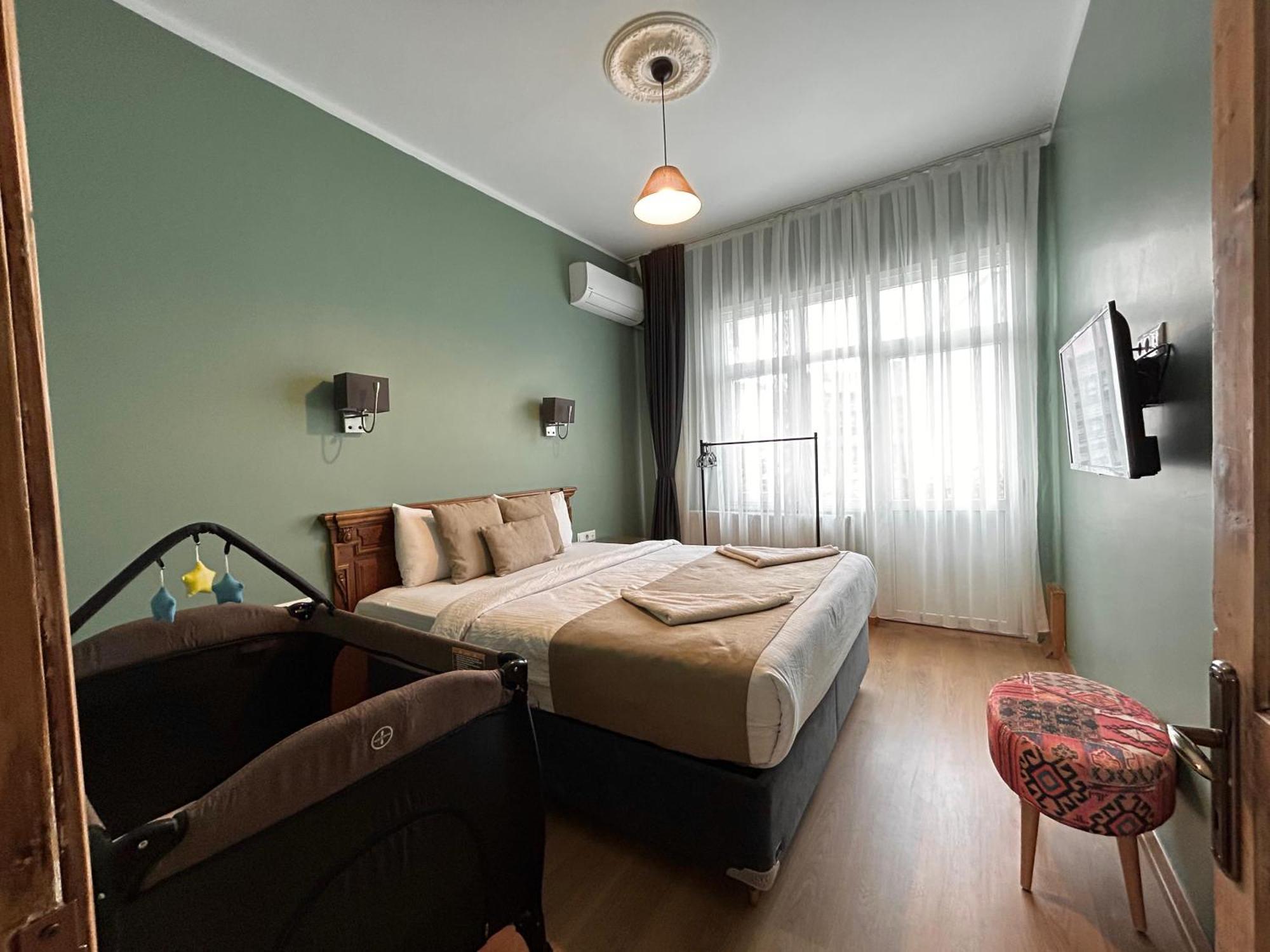 Waterfront Apartment By The Tram - Terrace With Dome & Golden Horn View In Fatih Istanbul Ngoại thất bức ảnh