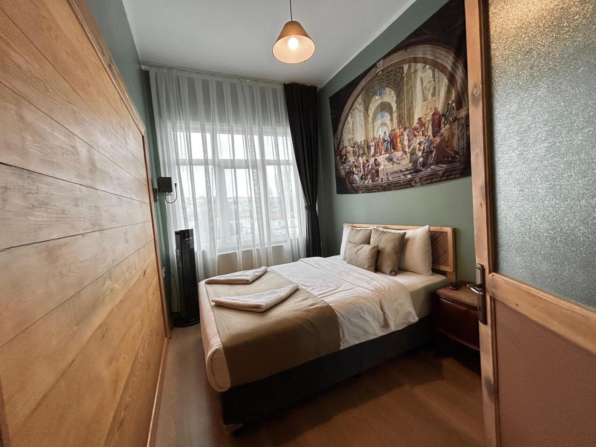Waterfront Apartment By The Tram - Terrace With Dome & Golden Horn View In Fatih Istanbul Ngoại thất bức ảnh
