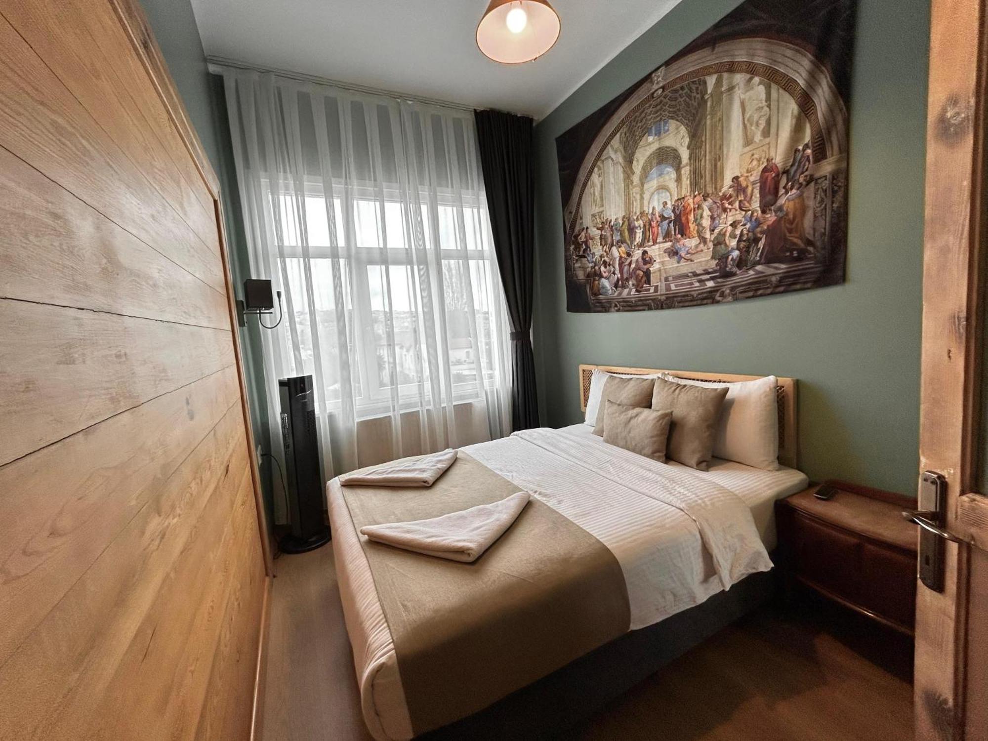Waterfront Apartment By The Tram - Terrace With Dome & Golden Horn View In Fatih Istanbul Ngoại thất bức ảnh