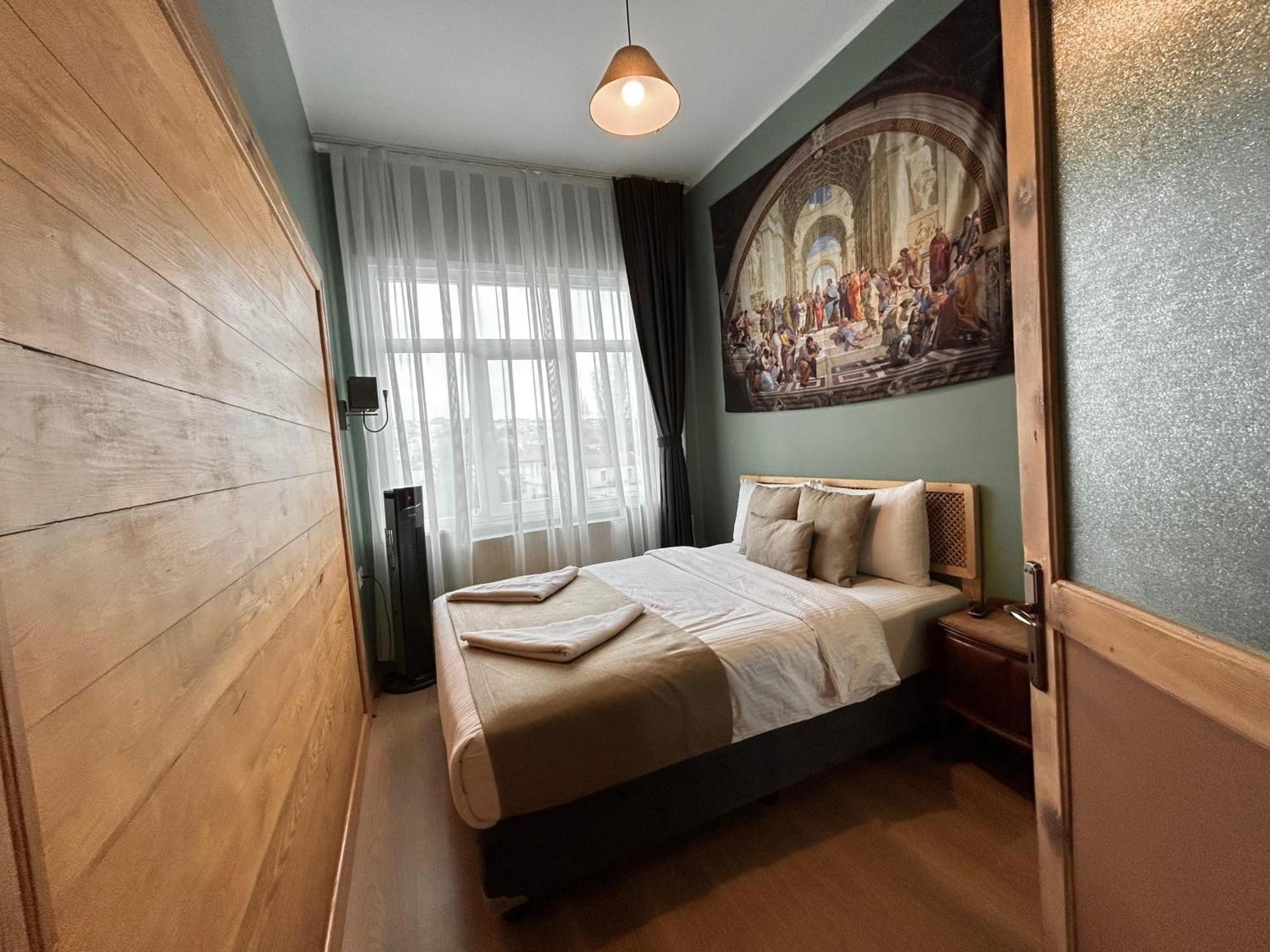 Waterfront Apartment By The Tram - Terrace With Dome & Golden Horn View In Fatih Istanbul Ngoại thất bức ảnh